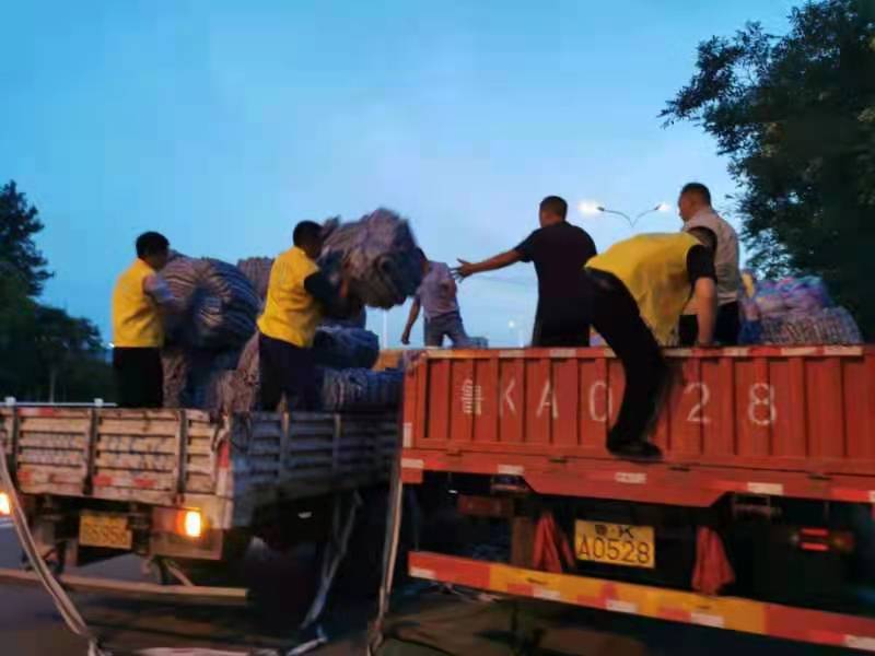 数字传说团队爱心捐赠河南物资2